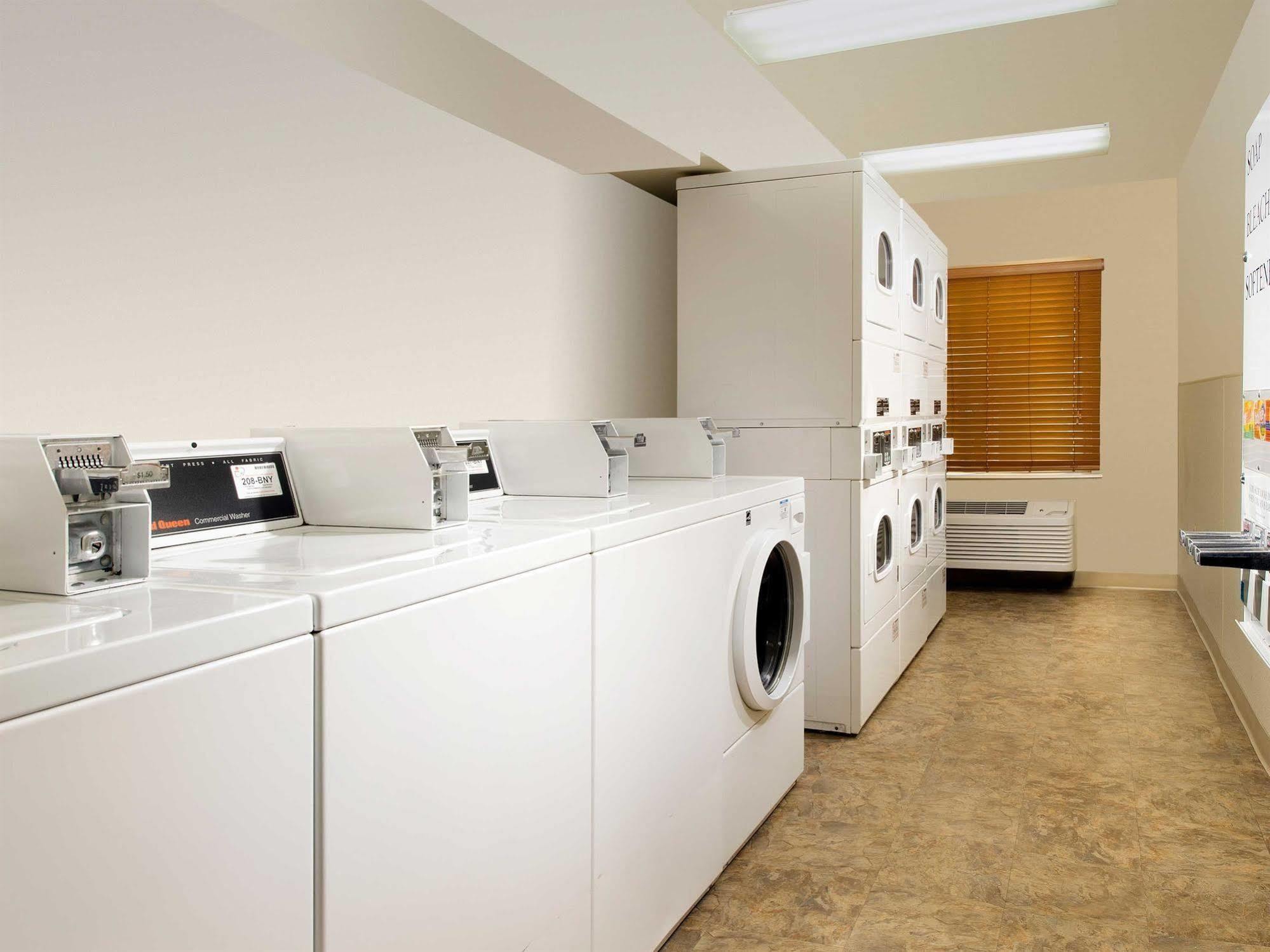 Woodspring Suites Tulsa Luaran gambar